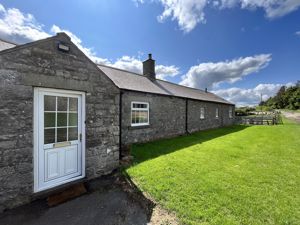 Front external- click for photo gallery